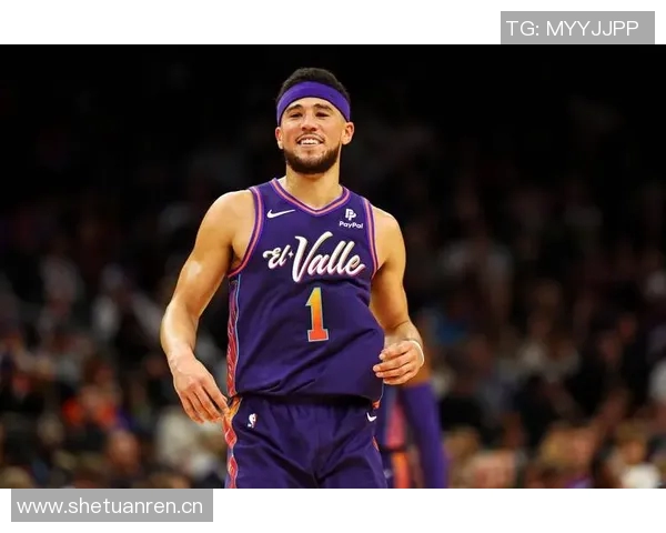 三球半场高效表现砍下23分7篮板4助攻首节独揽15分助力球队奋战