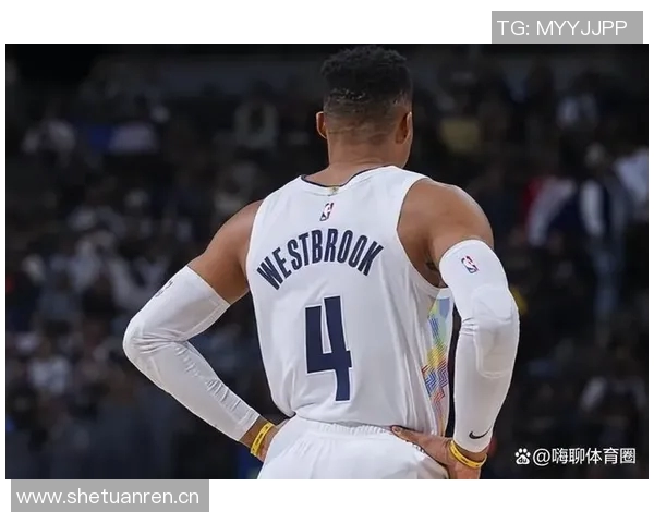 威少或将加盟中国球队收到丰厚薪资报价引关注 威少或将加盟中国球队收到丰厚薪资报价引关注