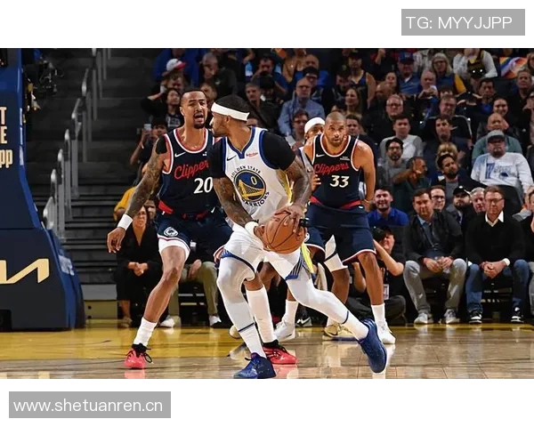 勇士替补发威全队五人得分上双首发火力明显不足 勇士替补发威全队五人得分上双首发火力明显不足