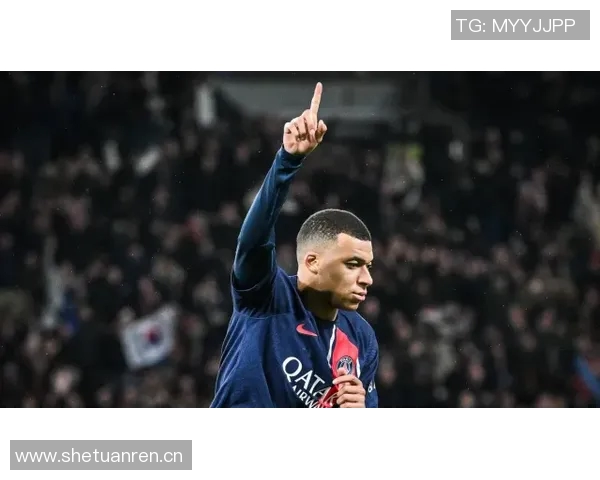 维蒂尼亚高度评价维拉蒂称其为全能中场的魔术师展现非凡才华 维蒂尼亚高度评价维拉蒂称其为全能中场的魔术师展现非凡才华