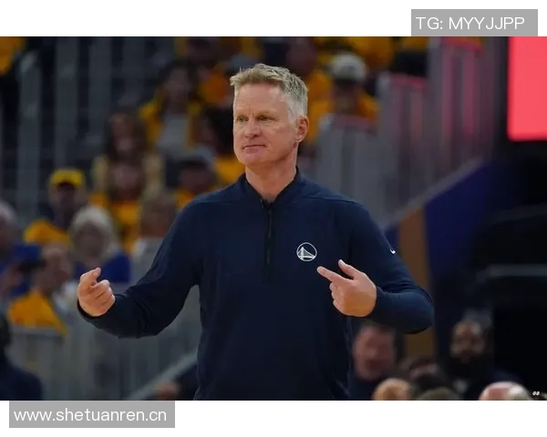 今晚巴特勒否认代替库里成为蝙蝠侠称绝对不是