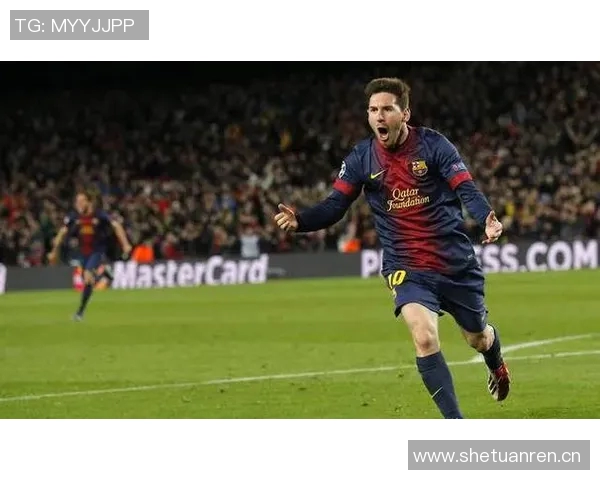 巴萨诺坎普周五公开训练门票热销已达12000张吸引众多球迷参与 巴萨诺坎普周五公开训练门票热销已达12000张吸引众多球迷参与