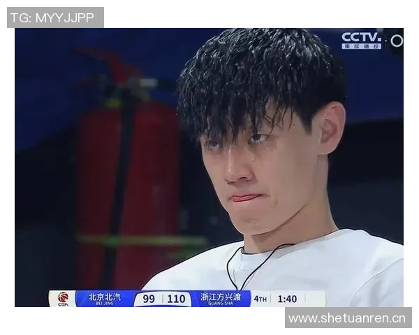 媒体人认为曾凡博不应被特别对待上场时间应适度减少