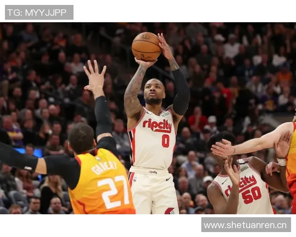 梅里尔首节替补表现抢眼三分球三投全中贡献9分 梅里尔首节替补表现抢眼三分球三投全中贡献9分