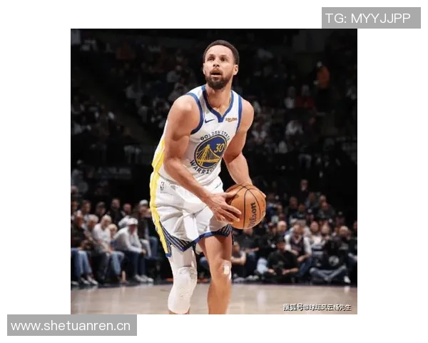 勇士半场微弱领先森林狼库里状态低迷华子失误频繁迪文岑佐表现抢眼 勇士半场微弱领先森林狼库里状态低迷华子失误频繁迪文岑佐表现抢眼