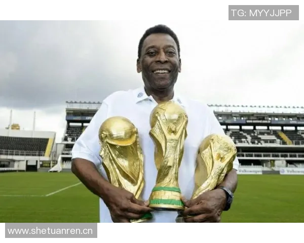 贝利85岁诞辰桑托斯致敬他在足球历史上的永恒地位与影响 贝利85岁诞辰桑托斯致敬他在足球历史上的永恒地位与影响