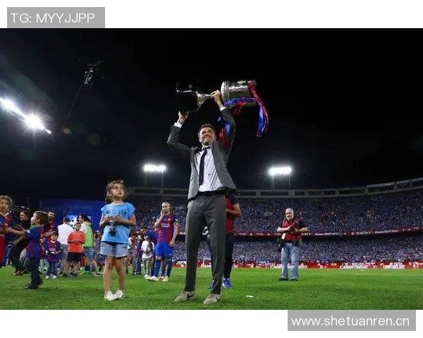 客场战胜巴萨罗腾盛赞恩里克碾压欧洲教练群雄 客场战胜巴萨罗腾盛赞恩里克碾压欧洲教练群雄